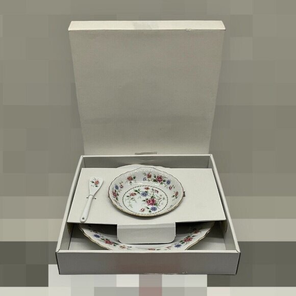 Andrea by Sadek 3 Piece "Garden of India" Scalloped Platter Dip Bowl and Spoon - Picture 16 of 16